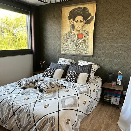 Homestay Maison Avec Piscine La Chapelle-Saint-Aubin